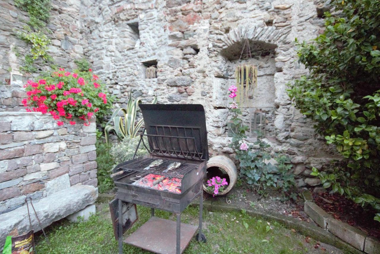 Aparthotel L'Antico Borgo Cremia Exterior foto