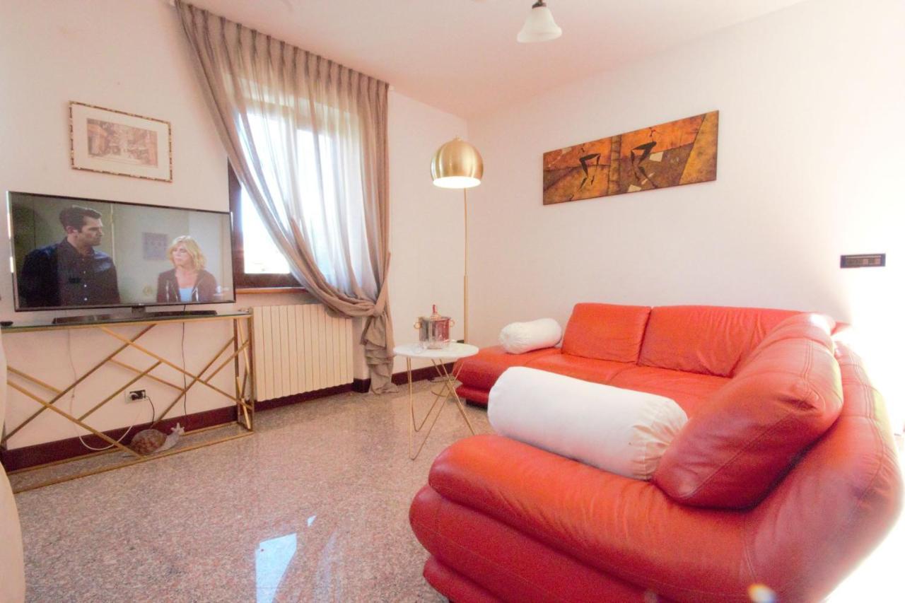 Aparthotel L'Antico Borgo Cremia Exterior foto